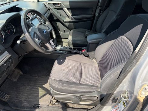 Used 2018 Subaru Forester 2.5i w/ Alloy Wheel Package image 22