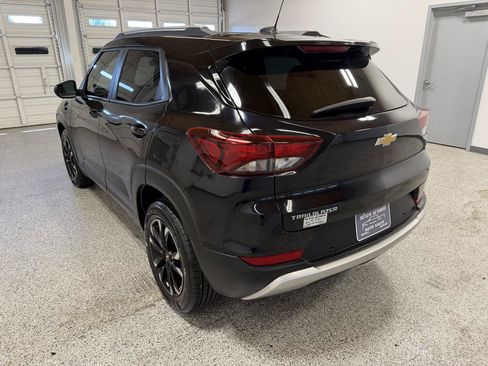 Used 2021 Chevrolet TrailBlazer LT w/ Driver Confidence Package FWD image 8