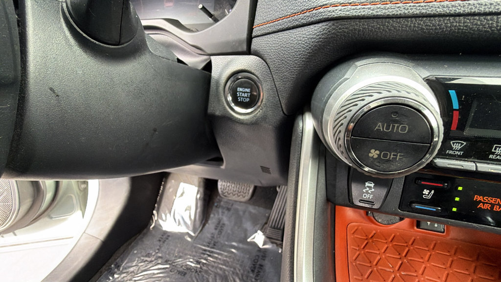 Used 2019 Toyota RAV4 Adventure w/ Cold Weather Package AWD/4WD image 17