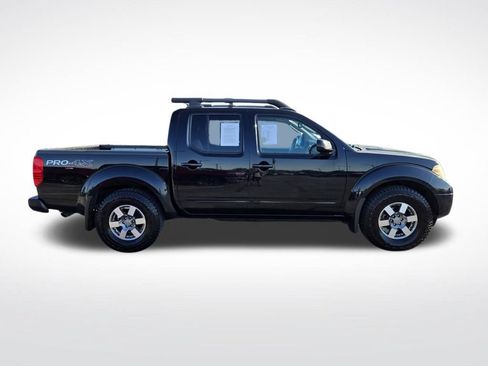 Used 2011 Nissan Frontier PRO-4X w/ Pro-4x Luxury Pkg AWD/4WD image 2