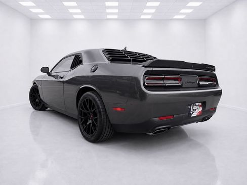 Used 2023 Dodge Challenger R/T Scat Pack RWD image 11
