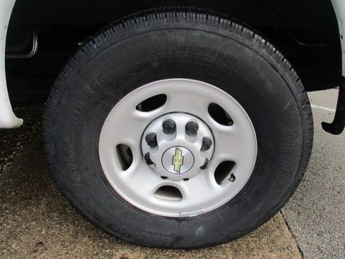 Used 2023 Chevrolet Express 3500 LS image 26