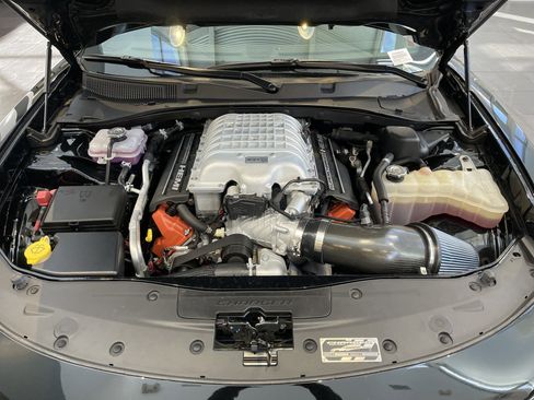 Used 2023 Dodge Charger SRT Hellcat w/ Harman/Kardon Audio Group image 39