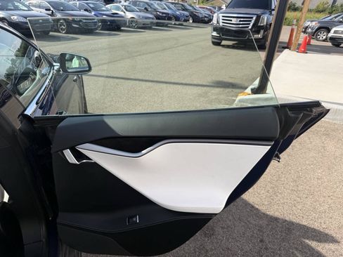 Used 2018 Tesla Model S 75D AWD/4WD image 15