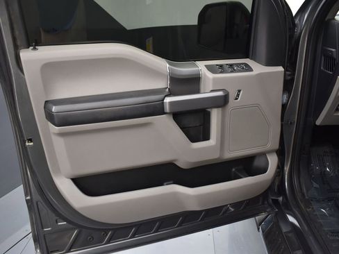 Used 2020 Ford F150 XLT w/ Equipment Group 302A Luxury image 9