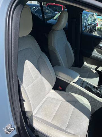 Used 2020 Volvo XC40 T5 Momentum AWD/4WD image 18