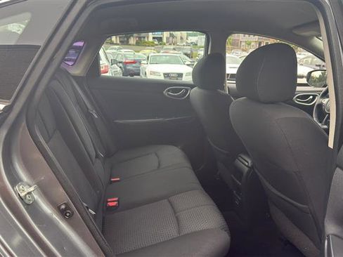 Used 2017 Nissan Sentra SR FWD image 18