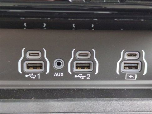 New 2025 RAM 3500 Limited image 23