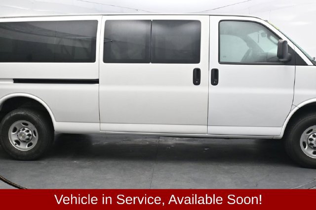 Used 2024 Chevrolet Express 3500 LS RWD image 9