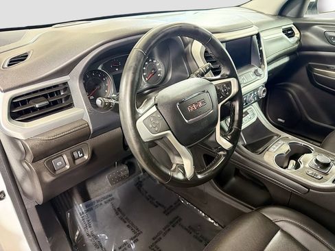 Used 2023 GMC Acadia SLT FWD image 11