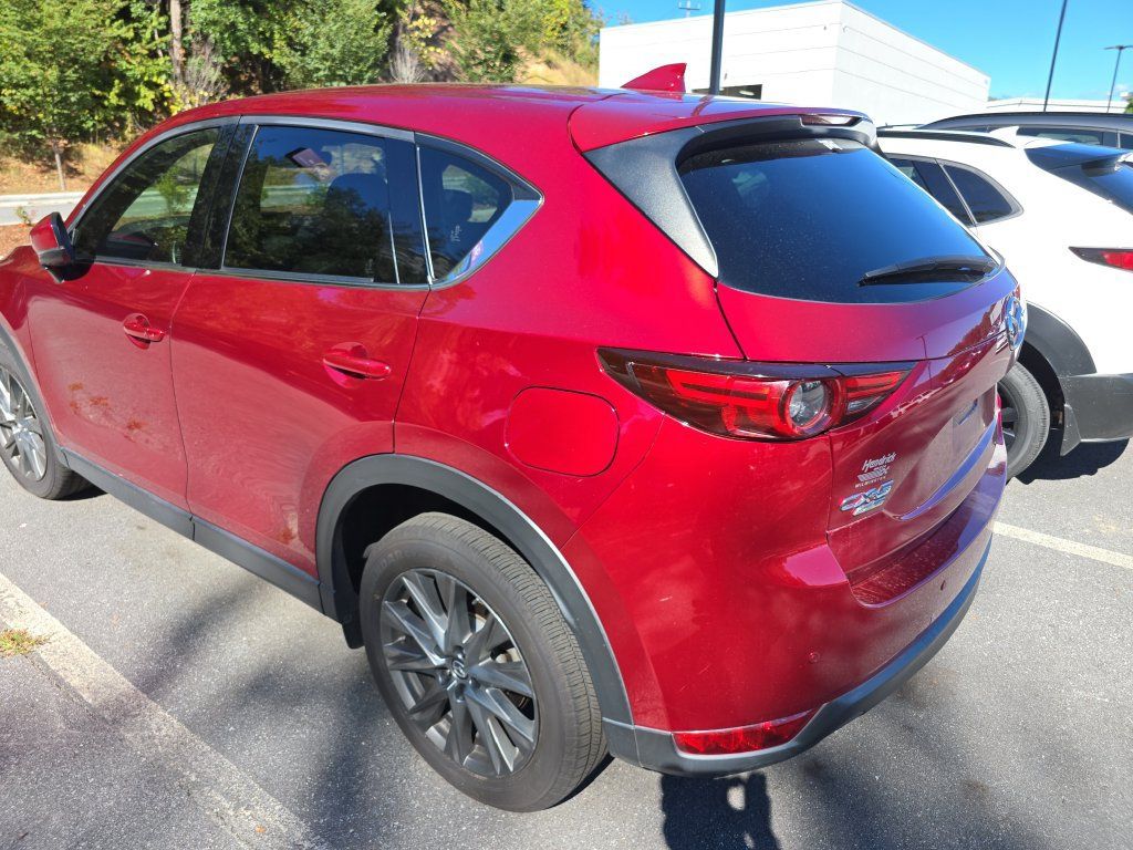 Used 2019 MAZDA CX-5 Signature AWD/4WD image 3