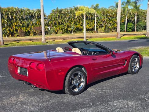 Used 2004 Chevrolet Corvette Convertible w/ Preferred Equipment Group image 5