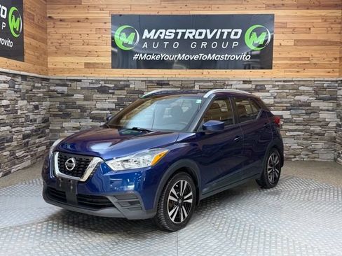 Used 2020 Nissan Kicks SV FWD image 3