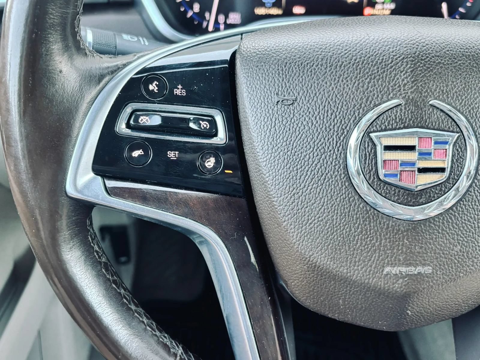Used 2015 Cadillac SRX Performance AWD/4WD image 27