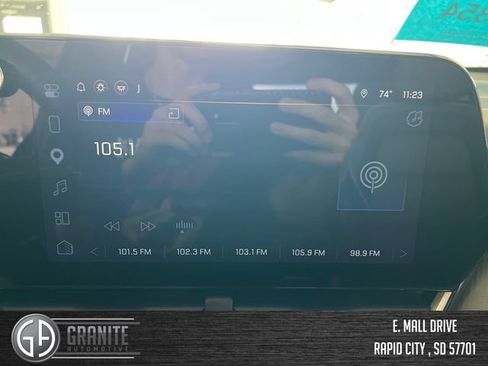 Used 2026 Chevrolet Equinox LT w/ Convenience Package II AWD/4WD image 19