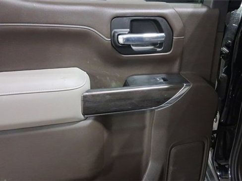 Used 2022 Chevrolet Silverado 1500 LTZ w/ LTZ Convenience Package II image 22