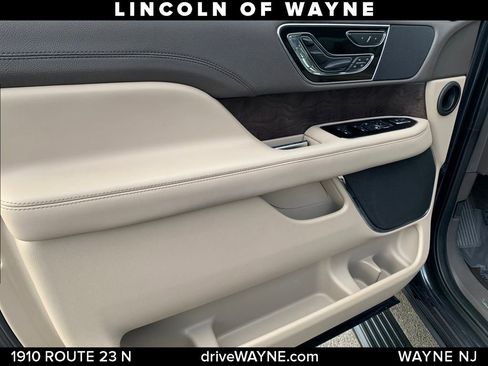 Certified 2022 Lincoln Navigator Reserve image 21
