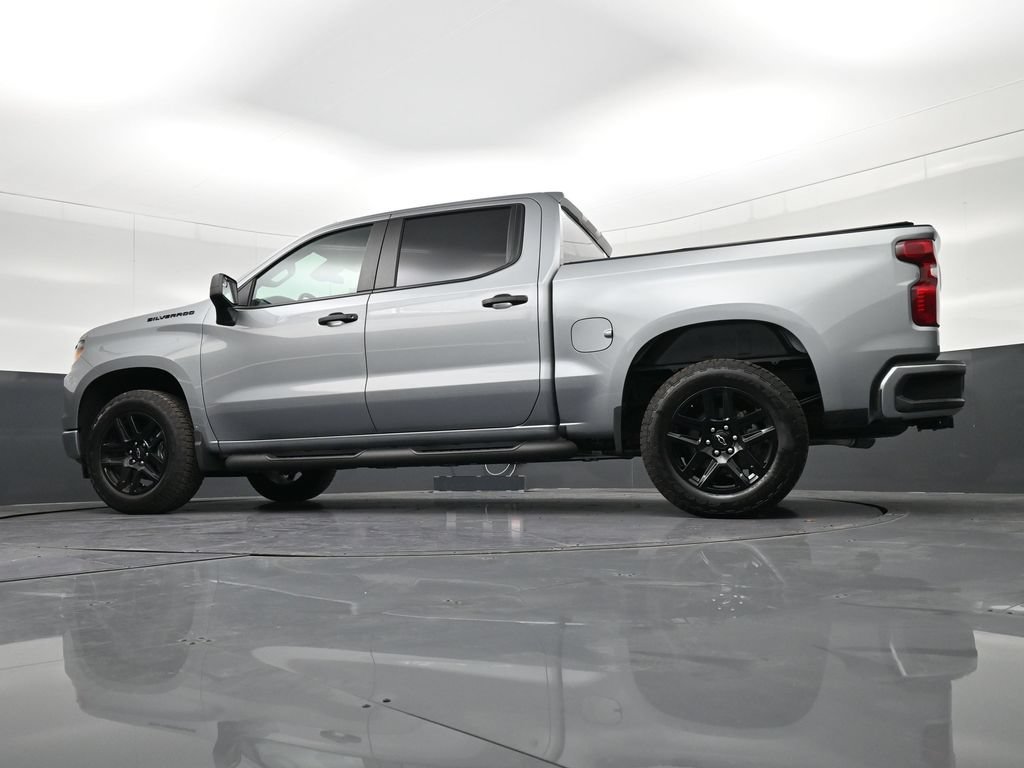 Used 2026 Chevrolet Silverado 1500 Custom w/ Turbomax Blackout Package RWD image 32
