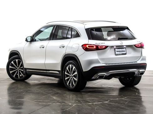 Certified 2021 Mercedes-Benz GLA 250 4MATIC image 13