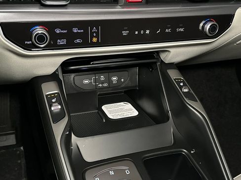 New 2026 Kia Sorento EX AWD/4WD image 26