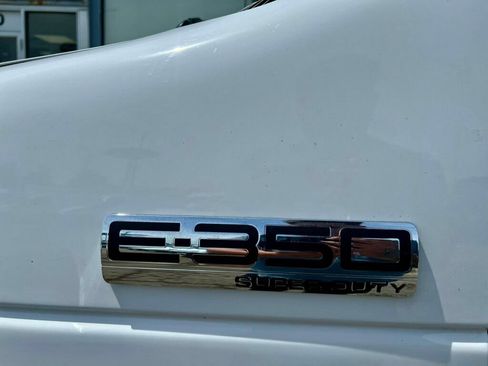 Used 2023 Ford E-350 and Econoline 350 Super Duty w/ Power Windows & Locks Group RWD image 19