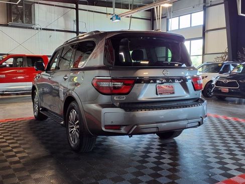 Used 2022 Nissan Armada SL w/ Captain's Chairs Package image 4