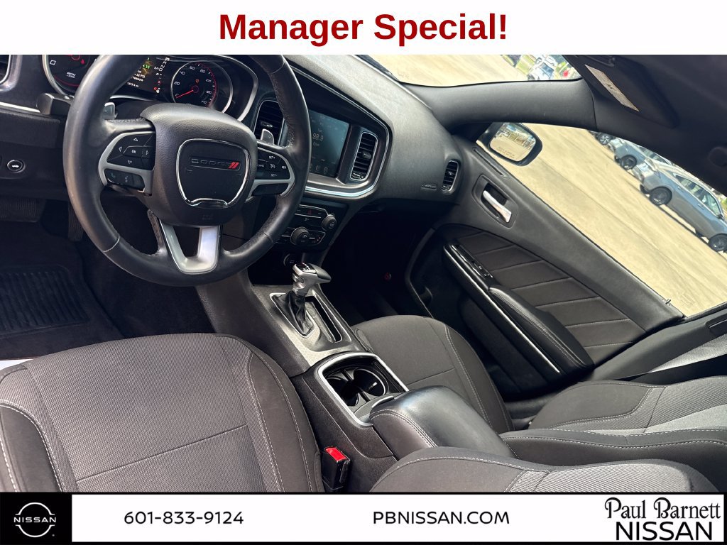 Used 2016 Dodge Charger SXT w/ Rallye Group RWD image 17
