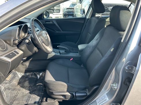 Used 2012 MAZDA MAZDA3 i Touring image 8