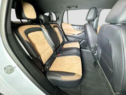 Used 2026 Chevrolet Equinox ACTIV FWD image 21