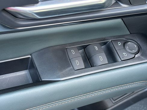 Used 2026 GMC Terrain AT4 w/ Convenience Package III image 11