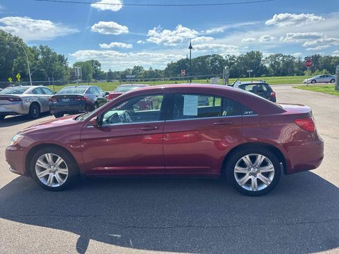 Used 2013 Chrysler 200 LX FWD image 8