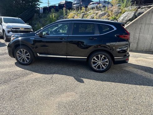 Used 2022 Honda CR-V Touring image 2