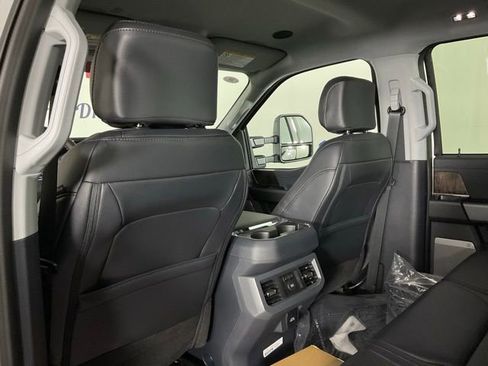 New 2026 Ford F250 Lariat w/ Black Appearance Package image 14