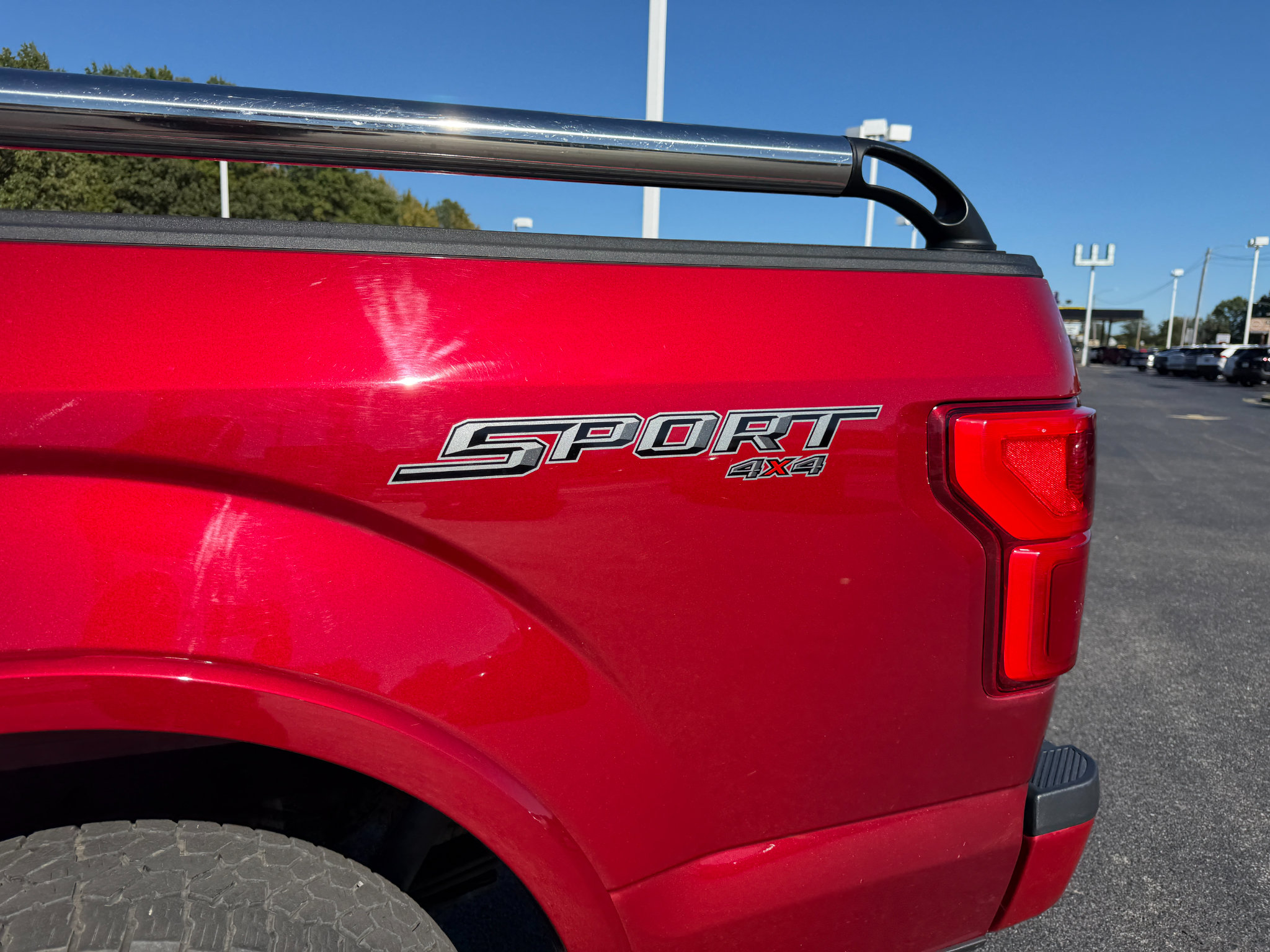 Used 2020 Ford F150 XLT w/ Equipment Group 302A Luxury AWD/4WD image 8