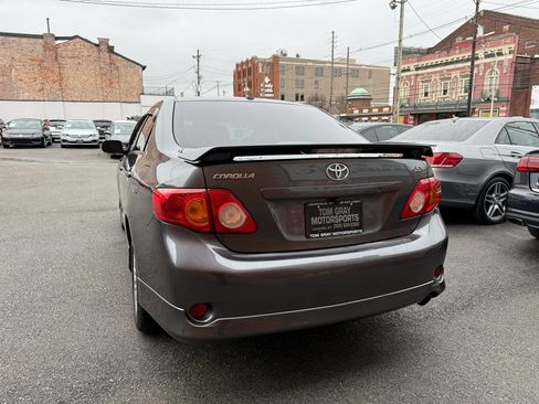 Used 2010 Toyota Corolla image 4