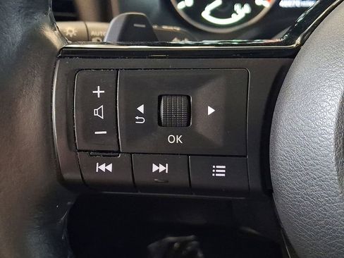 Used 2021 Nissan Rogue SL image 21