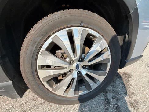 Used 2020 Subaru Ascent Limited w/ Technology Package AWD/4WD image 13
