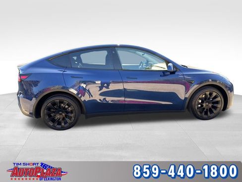 Used 2021 Tesla Model Y Long Range image 6