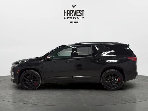 Used 2023 Chevrolet Traverse Premier w/ Redline Edition AWD/4WD image 2