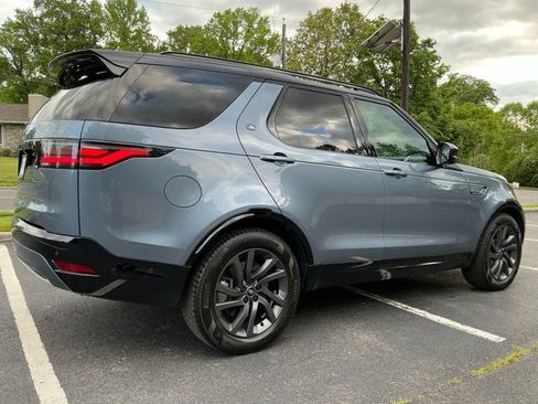 Used 2023 Land Rover Discovery S R-Dynamic AWD/4WD image 5