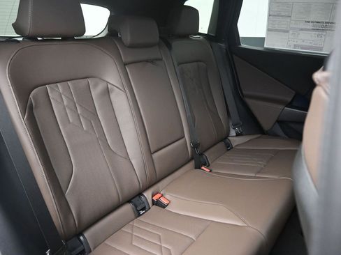 New 2025 BMW X3 xDrive30i w/ Premium Package image 24