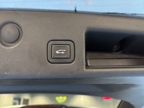 Certified 2024 Chevrolet Equinox RS image 9