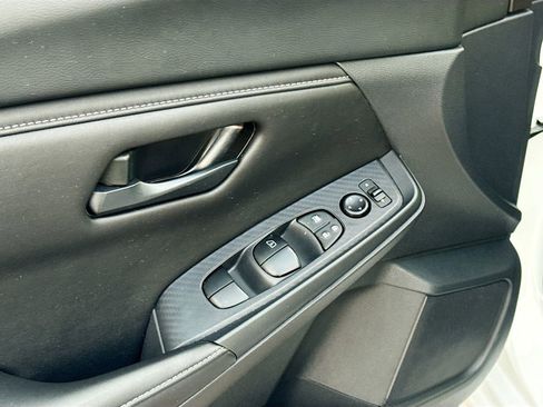 Certified 2025 Nissan Sentra S image 16