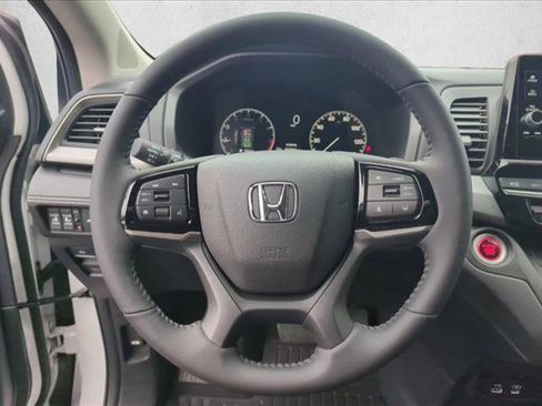 New 2026 Honda Odyssey Touring image 12