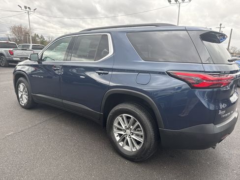 Used 2023 Chevrolet Traverse LT image 6