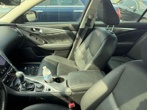 Used 2015 INFINITI Q50 AWD w/ Moonroof Package image 6