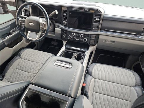 Certified 2024 Ford F450 Limited image 32