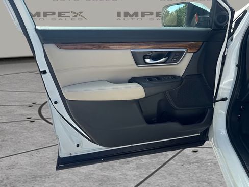 Used 2017 Honda CR-V EX-L image 16