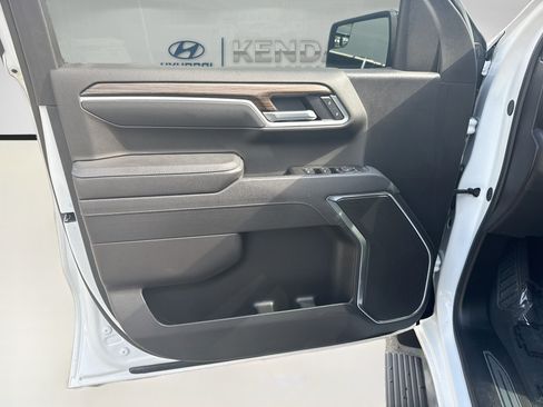 Used 2025 Chevrolet Silverado 1500 RST RWD image 17