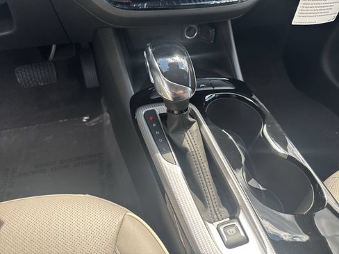 New 2026 Buick Envista Avenir FWD image 21